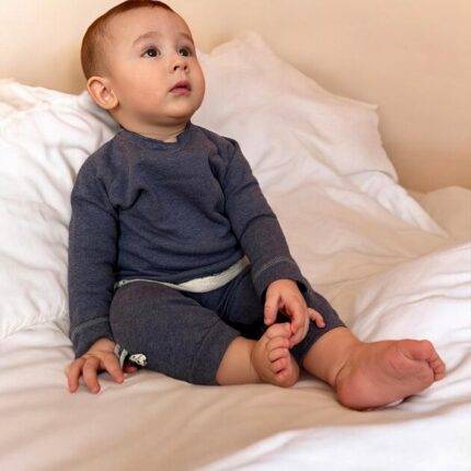 organicera organic baby sweatshirt indigo